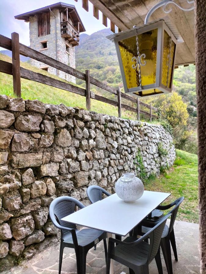 Rustica Sul Lago Tenno Primo Piano Exterior foto